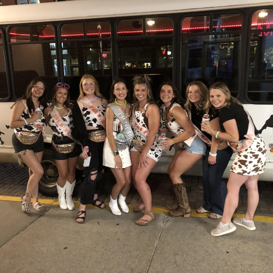 Giddy-Up Shuttles Photo