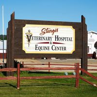 Sturgis Veterinary Hospital & Equine Center Logo